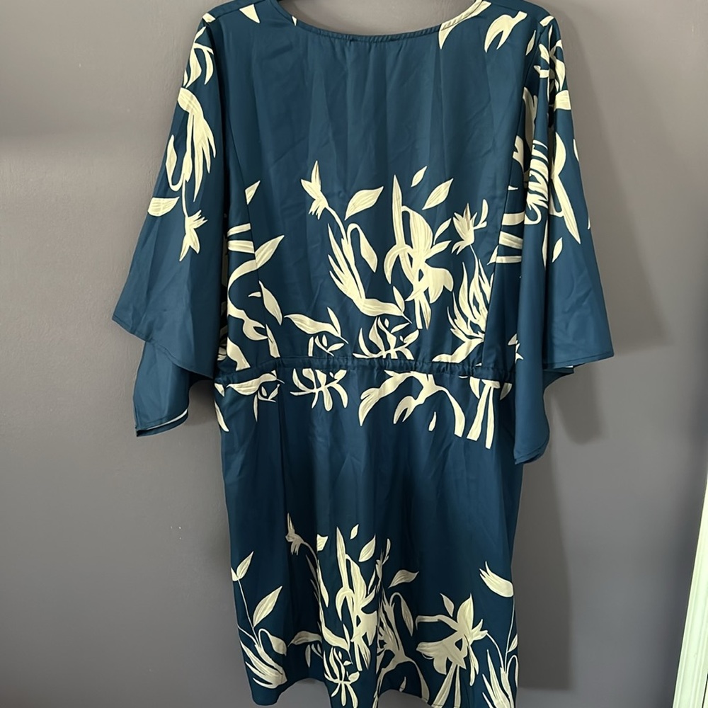 NWT! SWIM SET! Bathing Suit & Cover Up - Picture 8 of 16